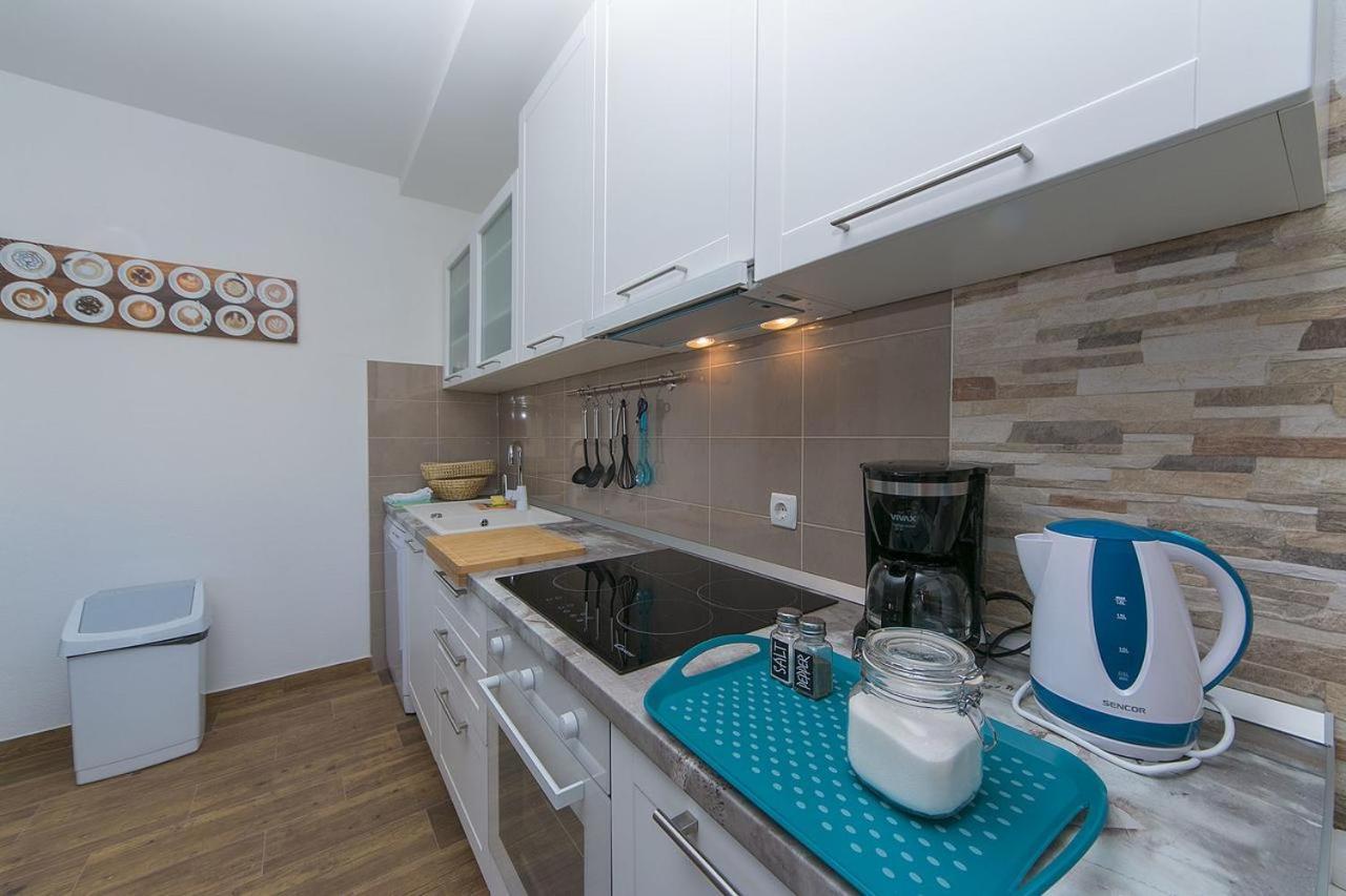 Apartments Sanja Башка-Вода Экстерьер фото